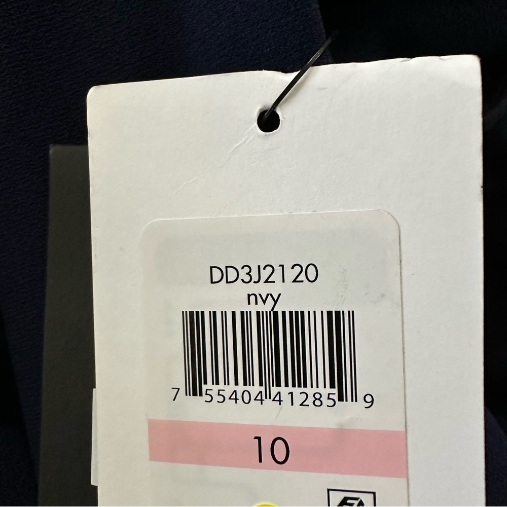 Brand New DKNY V-Neck 3/4 Tulip Sleeve Navy Blue Dress, Size 10, NWT - Picture 2 of 4